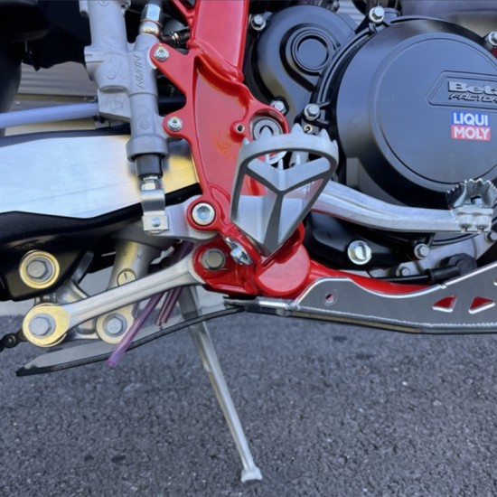 Scut motor cu protectie rezonator/linkage Beta RR 250/300 '23-'24 P-TECH PK025B